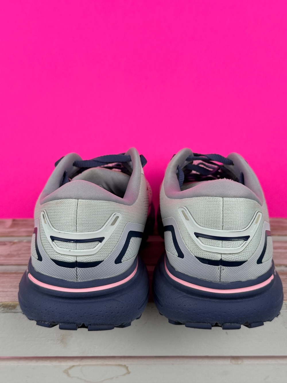 Brooks Ghost 15 women's running shoes athletic size 7 Wide - Picture 9 of 13